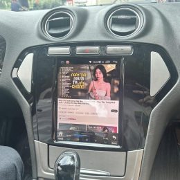 Lắp đặt Màn hình Tesla cho xe Ford Mondeo 2009 tại OtoHome