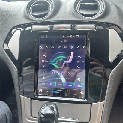 Lắp đặt Màn hình Tesla cho xe Ford Mondeo 2011 tại OtoHome