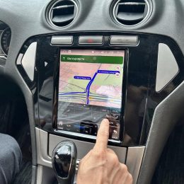 Lắp đặt Màn hình Tesla cho xe Ford Mondeo 2012 tại OtoHome