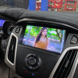Lắp đặt màn hình android Focus 2012-2019