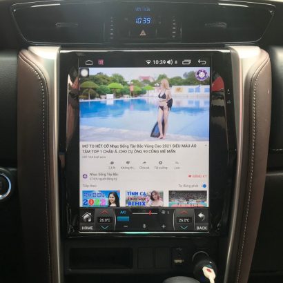 Lắp màn màn hình android Tesla Fortuner